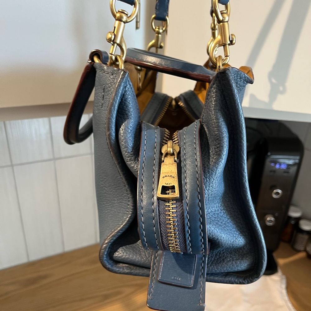 Coach Rogue 25 in blue/navy/denim ๐ฉต๐ - Picture 3 of 17